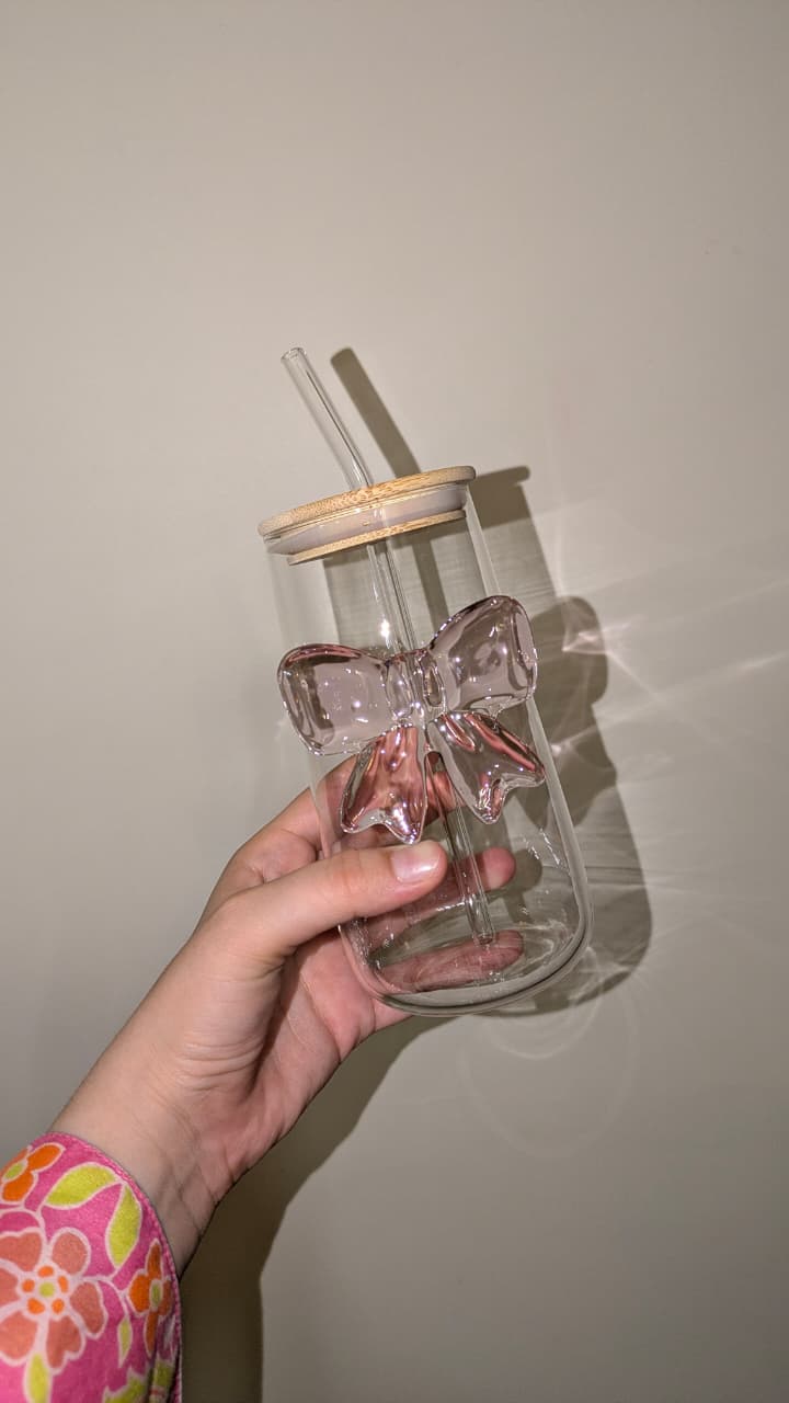 Bow Sipper